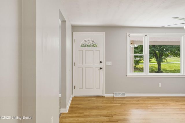 803 Otter Creek Rd, Vine Grove, KY 40175