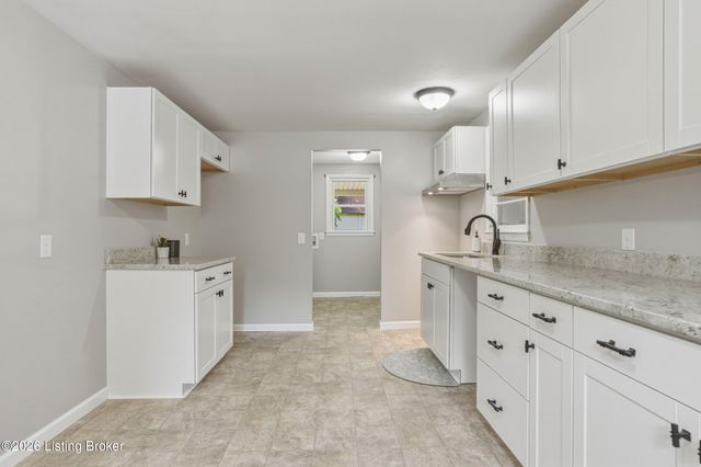 803 Otter Creek Rd, Vine Grove, KY 40175