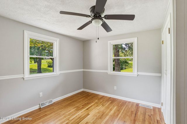 803 Otter Creek Rd, Vine Grove, KY 40175