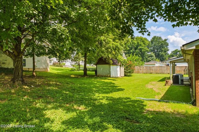 803 Otter Creek Rd, Vine Grove, KY 40175