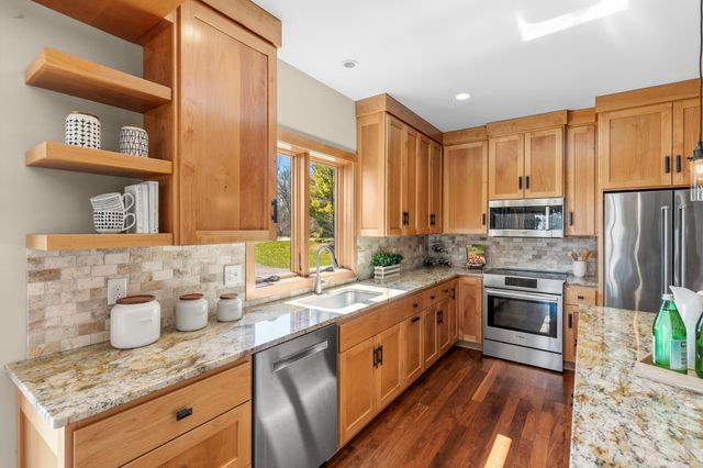 5041 Dominick Drive, Minnetonka, MN 55343