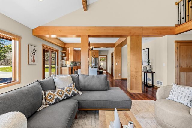 5041 Dominick Drive, Minnetonka, MN 55343