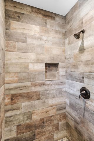 5041 Dominick Drive, Minnetonka, MN 55343