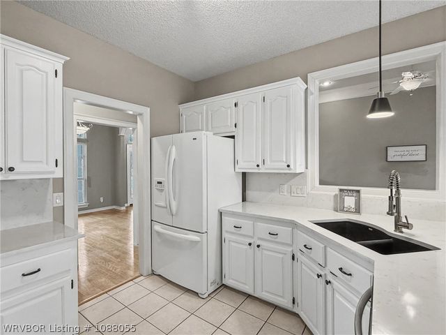 5805 Meadow Brook Drive, Fort Smith, AR 72916