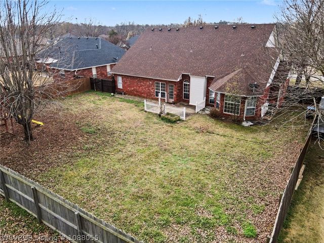 5805 Meadow Brook Drive, Fort Smith, AR 72916