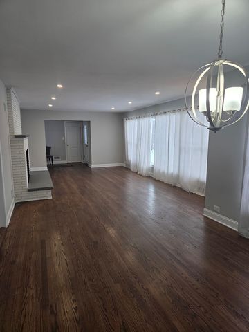 31 Graymoor Lane, Olympia Fields, IL 60461