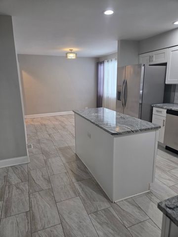 31 Graymoor Lane, Olympia Fields, IL 60461