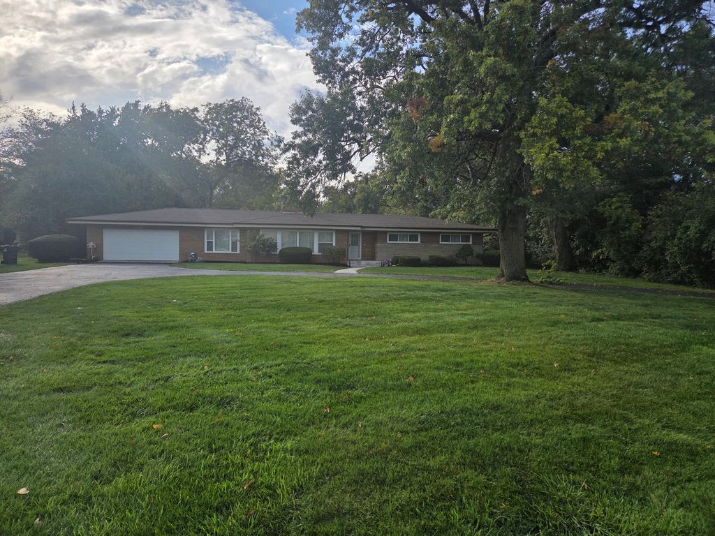 31 Graymoor Lane, Olympia Fields, IL 60461