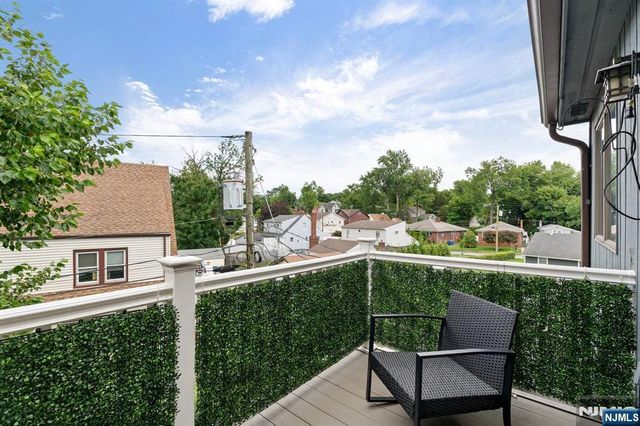 555 Riverside Avenue 12, Rutherford, NJ 07070