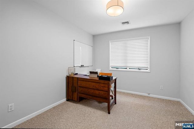 555 Riverside Avenue 12, Rutherford, NJ 07070