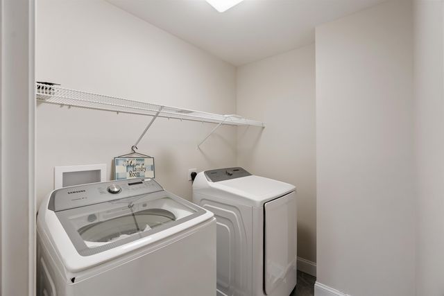 44 Sheffield Street, Windham, NH 03087