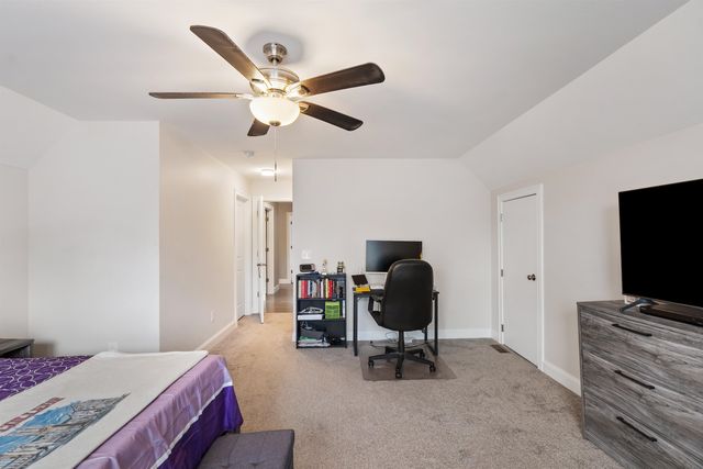 44 Sheffield Street, Windham, NH 03087