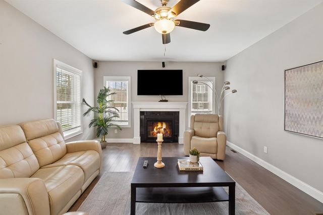 44 Sheffield Street, Windham, NH 03087