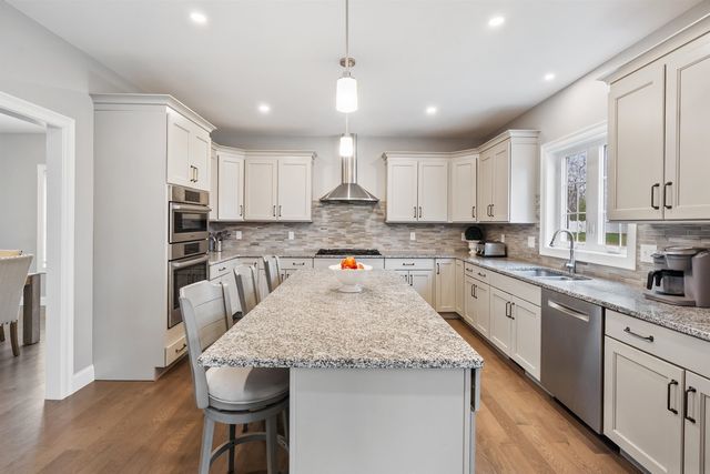 44 Sheffield Street, Windham, NH 03087