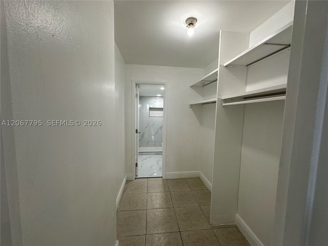1800 Sans Souci Blvd 426, North Miami, FL 33181