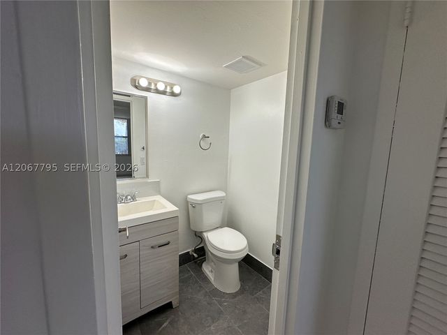 1800 Sans Souci Blvd 426, North Miami, FL 33181