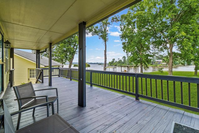 234 Mayhaw, Onalaska, TX 77360