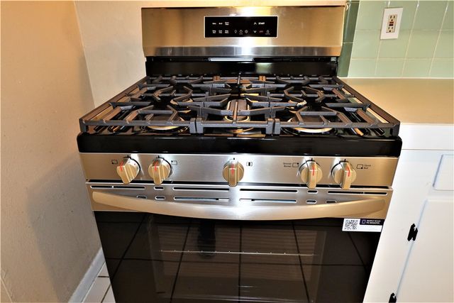 114 Acacia Arch St, Portland, TX 78374