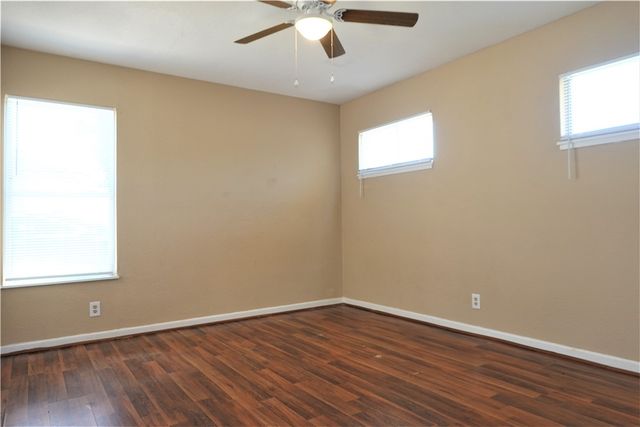 114 Acacia Arch St, Portland, TX 78374