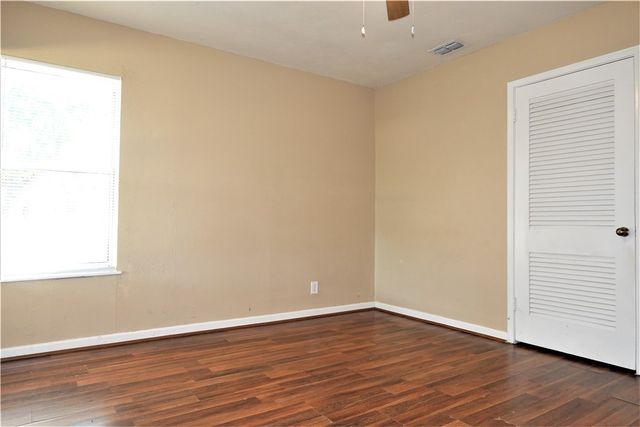 114 Acacia Arch St, Portland, TX 78374