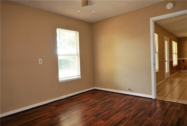 114 Acacia Arch St, Portland, TX 78374