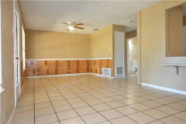 114 Acacia Arch St, Portland, TX 78374