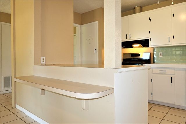 114 Acacia Arch St, Portland, TX 78374