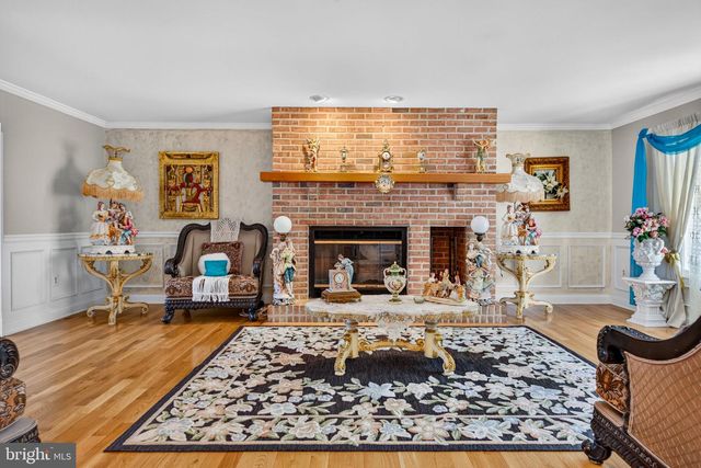 13 WILDERNESS DR, Voorhees, NJ 08043
