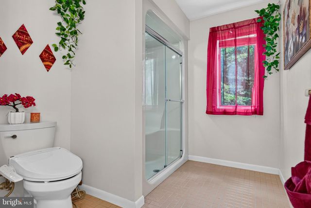 13 WILDERNESS DR, Voorhees, NJ 08043