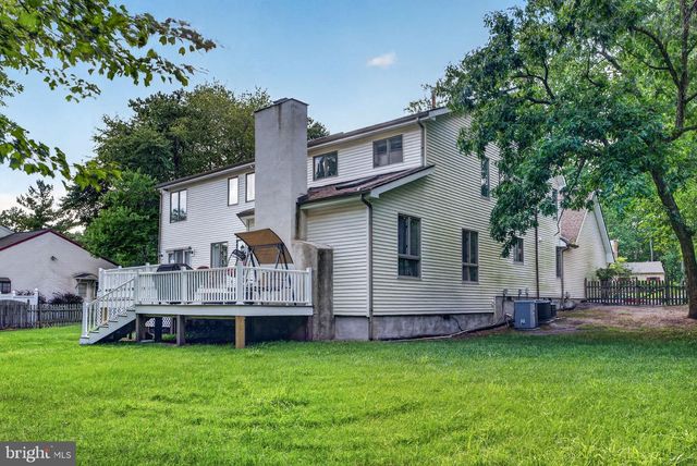 13 WILDERNESS DR, Voorhees, NJ 08043