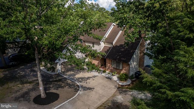 13 WILDERNESS DR, Voorhees, NJ 08043