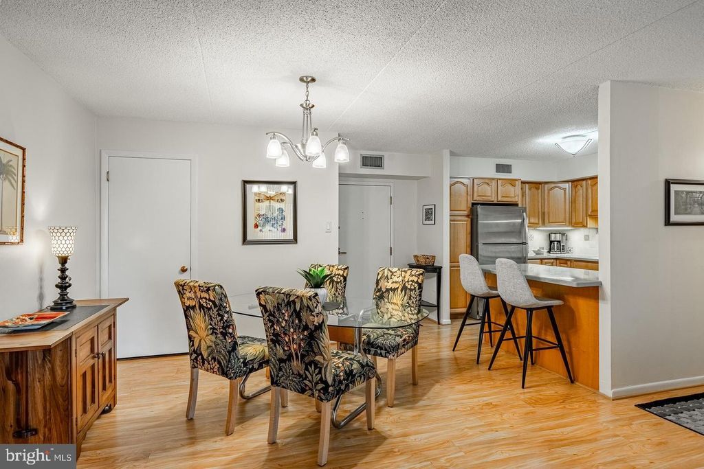 10719 VALLEY FORGE CIR #719, King Of Prussia, PA 19406 — exterior