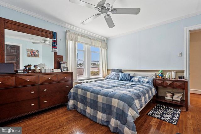 32 W CENTRAL AVE, Paoli, PA 19301