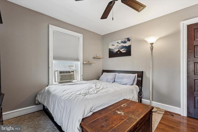 32 W CENTRAL AVE, Paoli, PA 19301