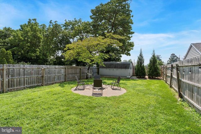 32 W CENTRAL AVE, Paoli, PA 19301