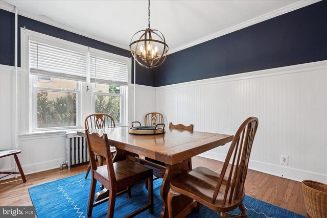 32 W CENTRAL AVE, Paoli, PA 19301