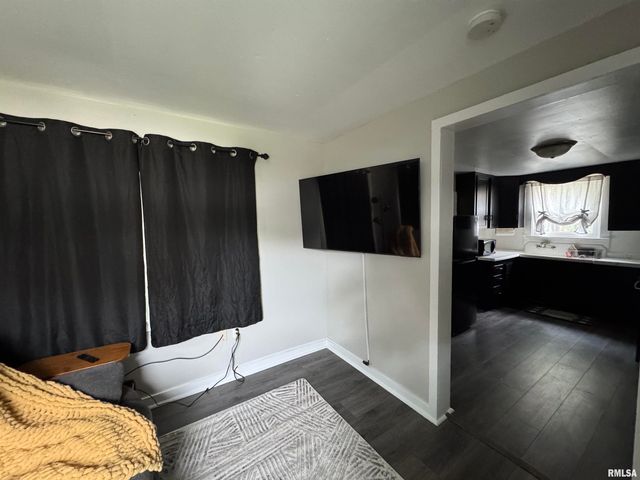 803 S 13TH Street, Pekin, IL 61554