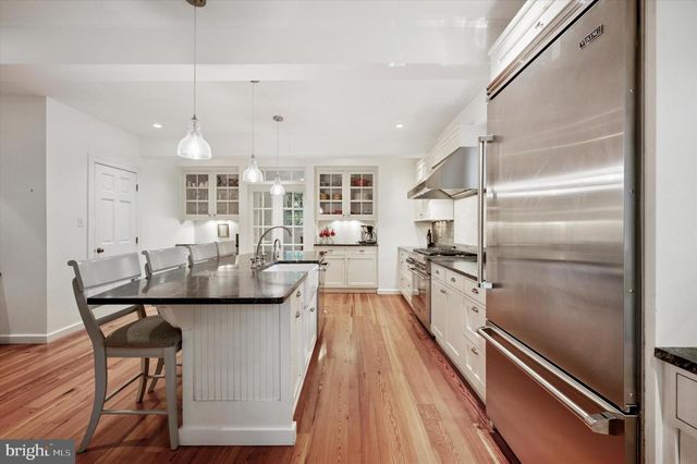 7004 WISSAHICKON AVE, Philadelphia, PA 19119