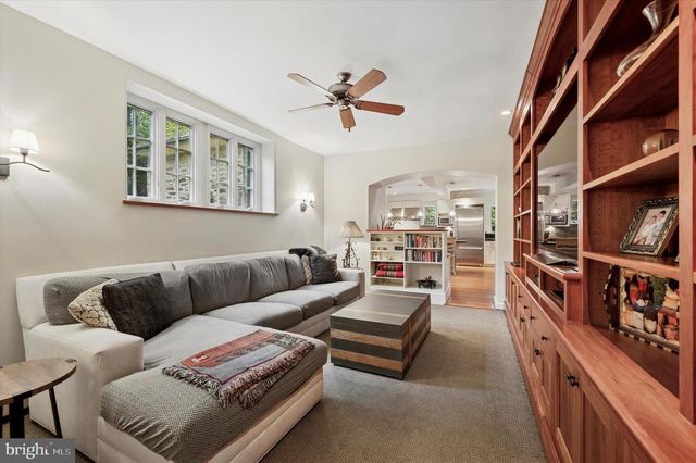 7004 WISSAHICKON AVE, Philadelphia, PA 19119