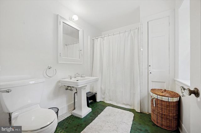 7004 WISSAHICKON AVE, Philadelphia, PA 19119