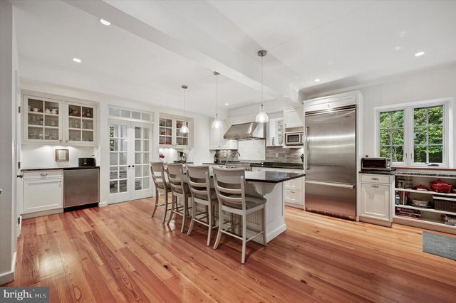 7004 WISSAHICKON AVE, Philadelphia, PA 19119