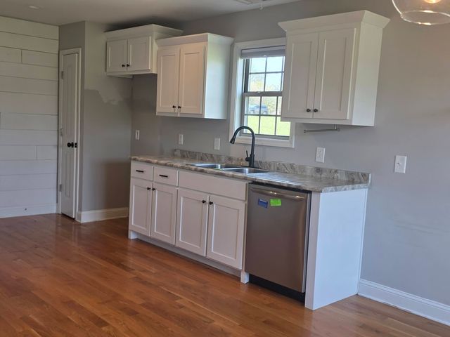 4927 Minnis Rd, Springfield, TN 37172