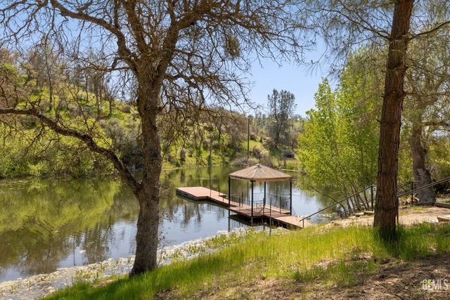 4227 Poso Flat Road, Bakersfield, CA 93308