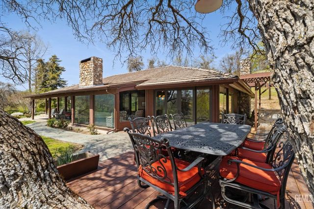 4227 Poso Flat Road, Bakersfield, CA 93308