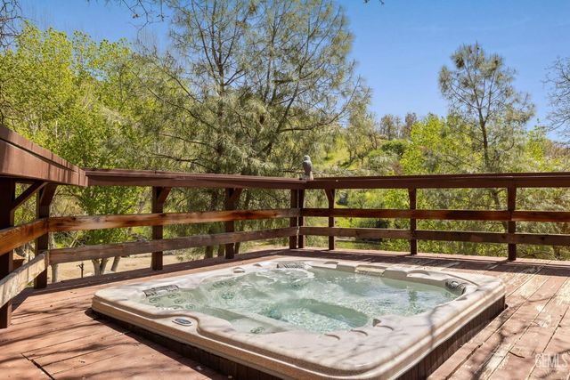 4227 Poso Flat Road, Bakersfield, CA 93308