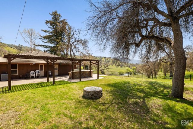 4227 Poso Flat Road, Bakersfield, CA 93308