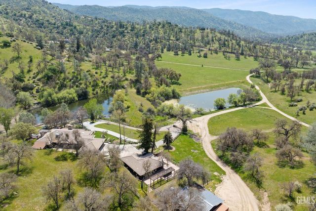 4227 Poso Flat Road, Bakersfield, CA 93308