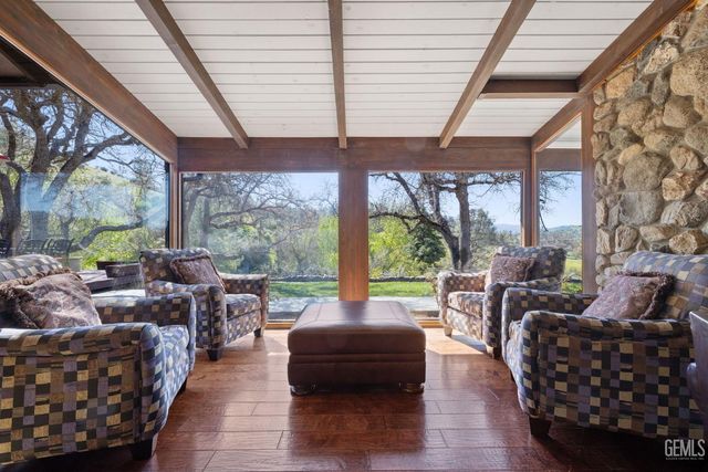 4227 Poso Flat Road, Bakersfield, CA 93308