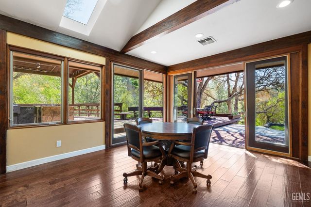 4227 Poso Flat Road, Bakersfield, CA 93308