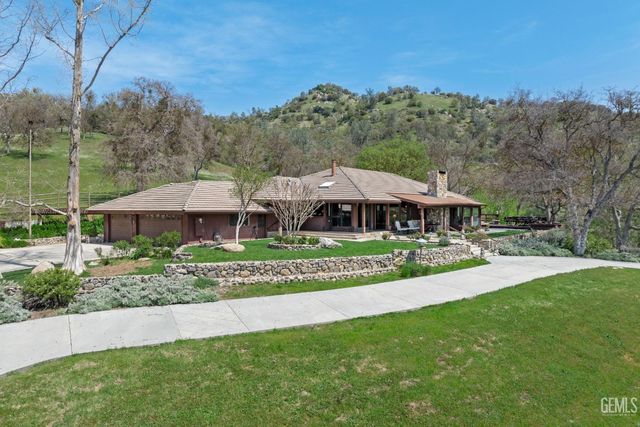 4227 Poso Flat Road, Bakersfield, CA 93308